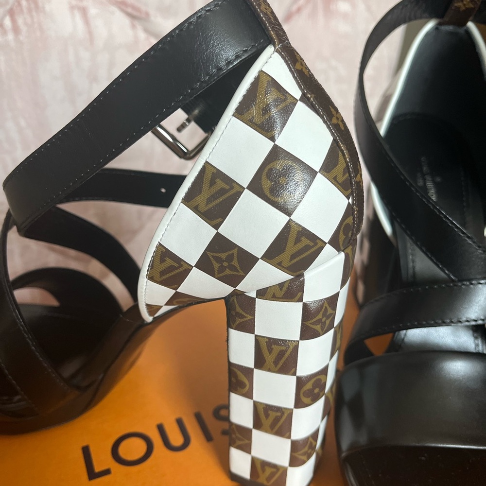 Louis Vuitton Matchmake black Cross Sandle - Picture 3 of 13